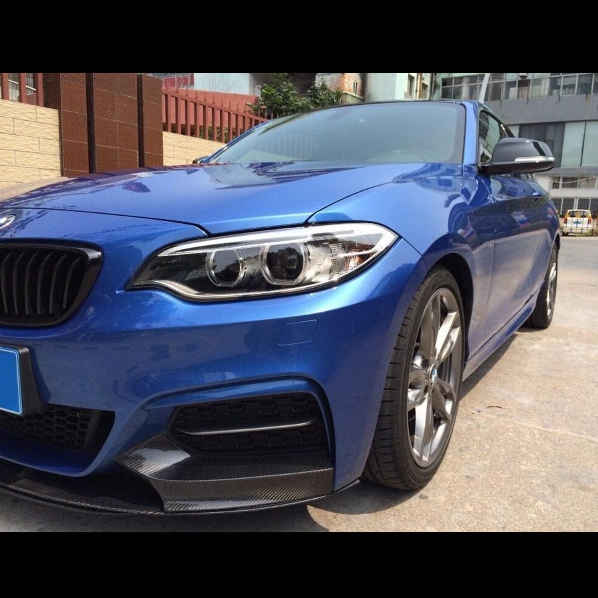 Lip delantero BMW Serie 2 F22 F23 Estilo MP en Fibra Carbono - Image 3