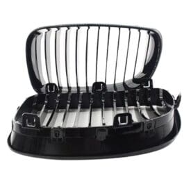 Alternative view of Parrilla Kidneys Riñones Negra Brillante BMW Serie 1 E81 E82 E87 Facelift LCI