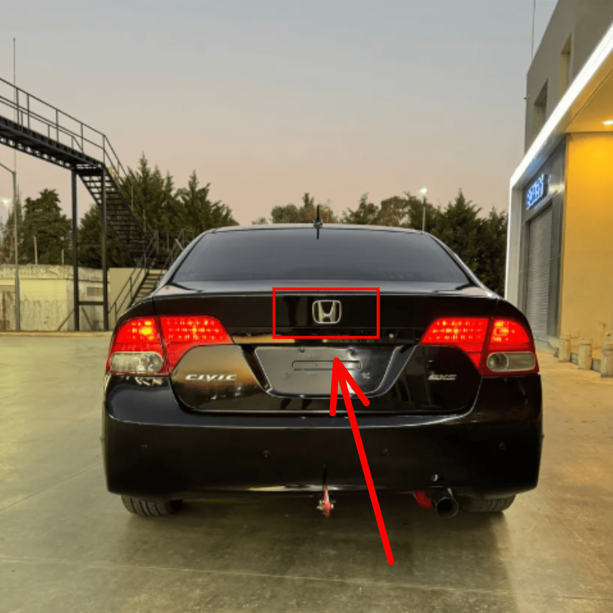 Emblema Trasero Honda Cromado - Image 4