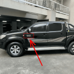 Emblema Toyota Hilux 19x3.3cm - Imagen 5