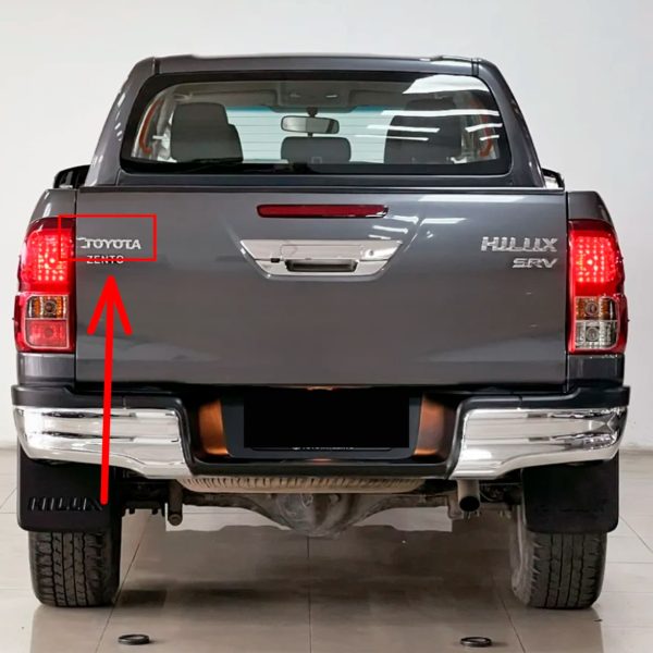 Emblema de Toyota Hilux palabra TOYOTA Cromado 150X28mm - Imagen 4