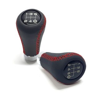Pomo de Cambios Universal Cuero Costura Roja a Rosca Tuning 5ta/6ta