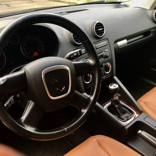 Pomo de Cambios GTI VW/Audi Detalle Rojo - Golf Bora Vento/A3 A4 A1 A5 Q5 Q3 - Imagen 2